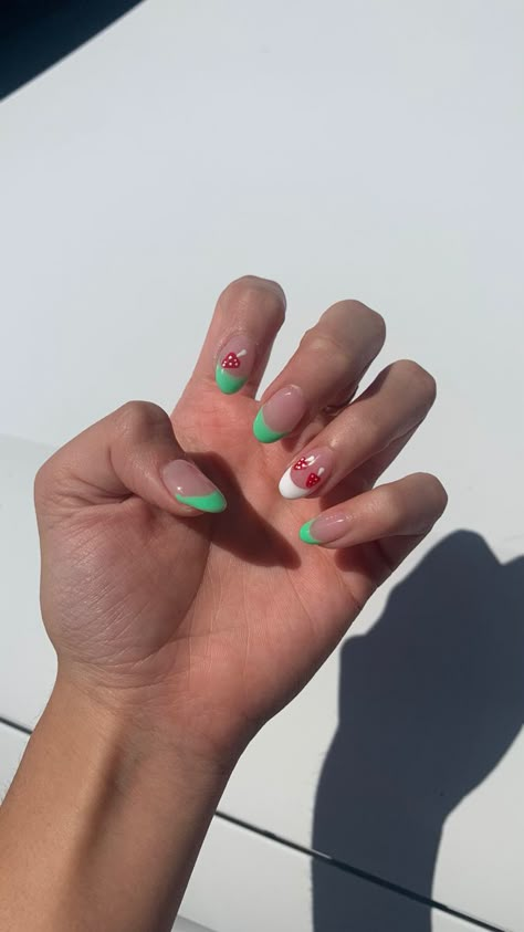 Harry Styles Nails Inspired Acrylics, Harry Styles Acrylic Nails, Acrylic Nail Ideas 2023, Mushroom Acrylic Nails, Harry Styles Nails Ideas, Harry Styles Nail Art, Mushroom Nails Acrylic, Short Polygel Nail Ideas, Shroom Nails