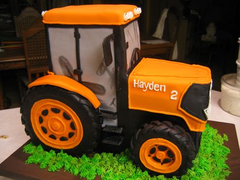 Kubota Tractor Cake Tractor Birthday Cake, Tractor Birthday Cakes, Tire Cake, Tractor Cake, Dad Birthday Cakes, Tractor Party, Truck Cakes, Cake Templates, 2 Birthday Cake