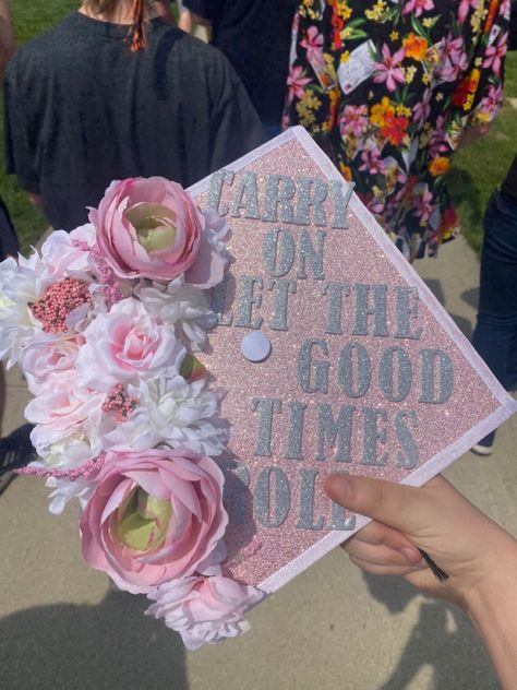 5 Seconds Of Summer Graduation Cap, 5sos Graduation Cap, Grad Cap Quotes, Diy Merch, Grad Cap Ideas, Grad Portraits, Senior Season, Senior Szn, Custom Graduation Caps