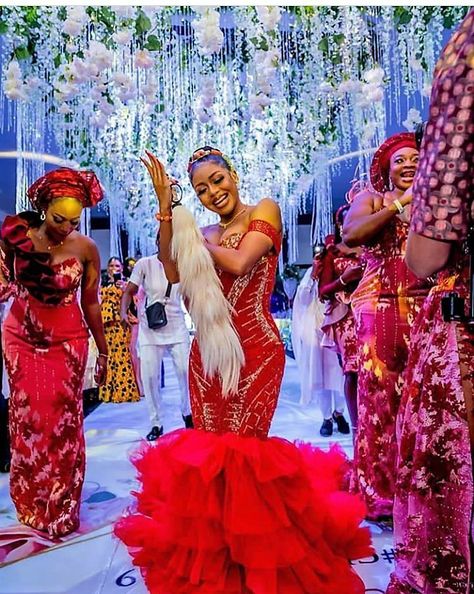 30+ Latest Gorgeous Nigeria Traditional Marriage Bridal Dresses - Stylish Naija Nigerian Wedding Attire, Kola Nut, Marriage Preparation, Nigerian Wedding Dresses Traditional, Igbo Traditional Wedding, Nigerian Wedding Dress, Igbo Wedding, African Traditional Wedding Dress, African Wedding Attire