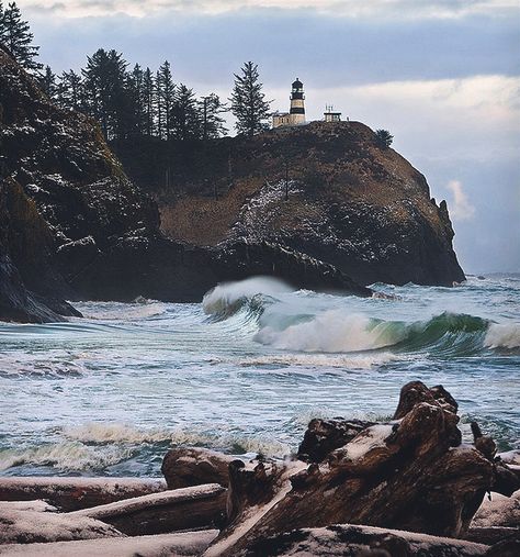 Cape Disappointment Lighthouse, Washington, US Oregon Lighthouses, Cape Disappointment, Washington Beaches, Oregon Landscape, Lighthouses Photography, Coastal Vacation, Rough Seas, Lighthouse Pictures, Multnomah Falls