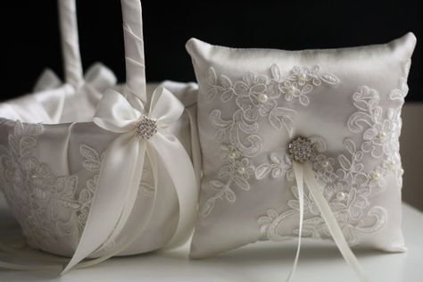 Lace Wedding Pillow Basket Set Ivory Lace by AlexEmotions2