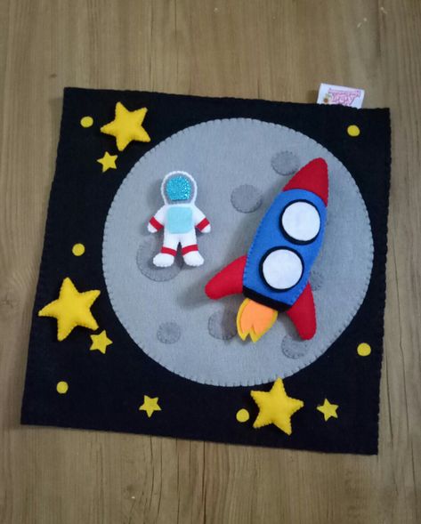 Felt Rocket, Moon And Space, Felt Moon, Missouri Star Quilt Company Tutorials, Felt Toys Diy, Felt Play Mat, Sensory Crafts, Abc Coloring Pages, Missouri Star Quilt Company