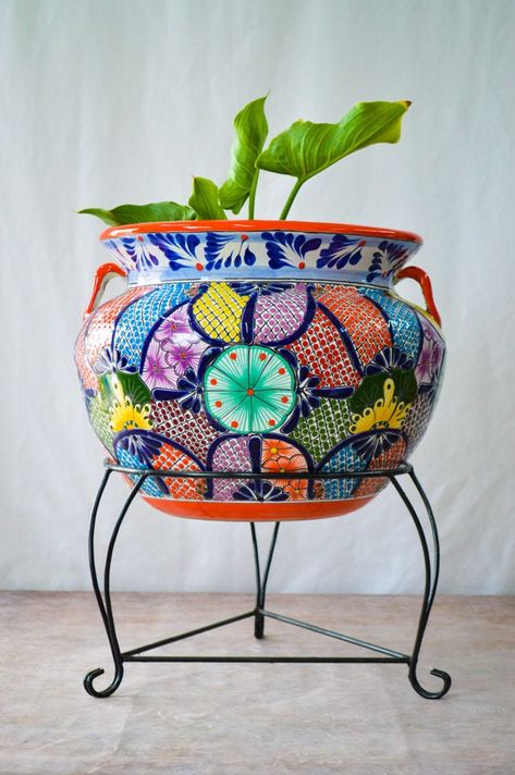 ✔ About the pot Talavera pot for indoor and outdoor. This Talavera pot have wonderfully intricate colours, design that will look great with your plants indoors or outside! Talavera pottery these planters is hand painted in Mexico by my sister:) These Talavera pots also have a convenient drain hole. Let the bright colors and plants breathe life into your home decor! - This pot will be wrapped in bubble wrap to be sent to your home. * Measurements: 14 high x 18 width in Diameter: 15.5 ' inches ✈ S Talavera Pottery Garden, Colourful Ceramics, Mexican Flower Pots, Hacienda Decor, Mexican Garden, Talavera Planters, Spiritual Garden, Colorful Pottery, Pottery Pots