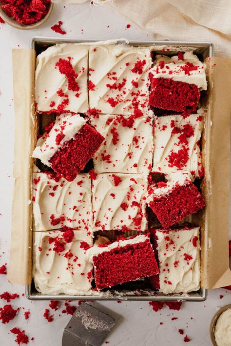 Red Velvet Cake Bars, Square Red Velvet Cake, Cooked Frosting Recipe, Red Velvet Sheet Cake Recipe, Simple Red Velvet Cake, Red Velvet Sheet Cake, Red Velvet Cake Recipe Easy, Velvet Recipes, Velvet Desserts