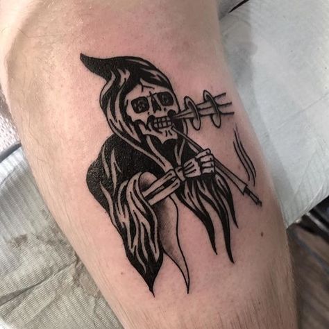 FLASH REAPER TATTOO done with love by @henry_saskatchewan Skeleton Trad Tattoo, Grim Reaper Traditional Tattoo, Traditional Reaper Tattoo, Traditional Grim Reaper Tattoo, Skull Scythe, Edgy Tattoos, Tombstone Tattoo, Tattoo Skeleton, Halloween Tattoo Flash