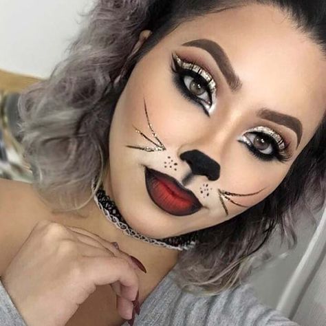 41 Easy Cat Makeup Ideas for Halloween - StayGlam Cats Makeup, Simple Cat Makeup, Unique Halloween Makeup, Cat Halloween Makeup, Halloween Make-up Looks, Cat Makeup Halloween, Creepy Halloween Makeup, Cute Halloween Makeup, Halloween Makeup Diy