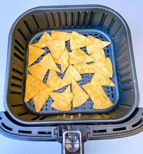 Air Fried Corn, Air Fryer Tortilla Chips, Air Fryer Tortilla, Air Fryer Chips, Fried Corn Tortillas, Chicken Taco Bowls, Weigh Watchers, Tortilla Chip Recipe, Cinnamon Tortillas