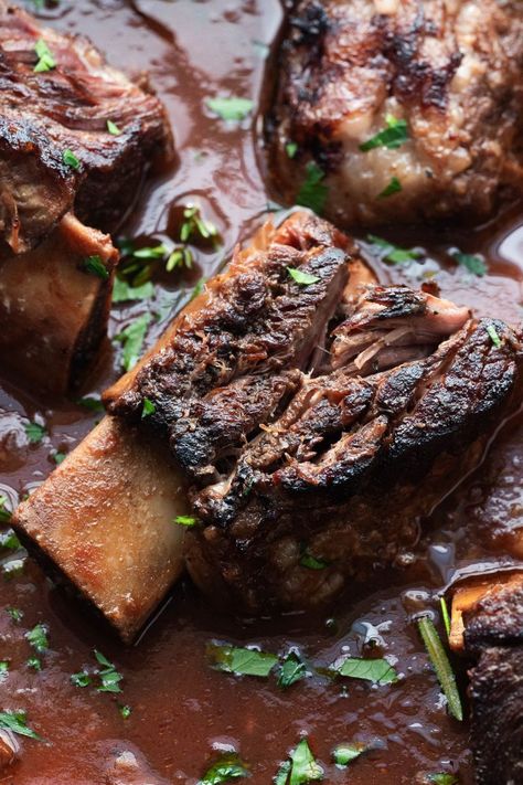 Italian Braised Short Ribs are a family favorite! They’re full of Italian-flavor and perfect over polenta, mashed potatoes, or pasta! Italian Braised Short Ribs, Chuck Ribs Recipe, Italian Short Ribs, Ribs In Tomato Sauce, Braised Short Rib Pasta, Lamb Shank Recipe, Short Ribs Slow Cooker, Beef Ribs Recipe, Roast Lamb