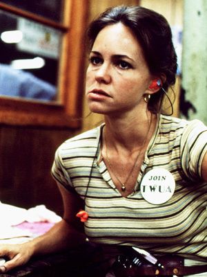 Norma Rae Norma Rae, Film Scenes, Sally Field, Oscar Winners, Great Films, Top Movies, Academy Awards, Old Movies, Best Actress