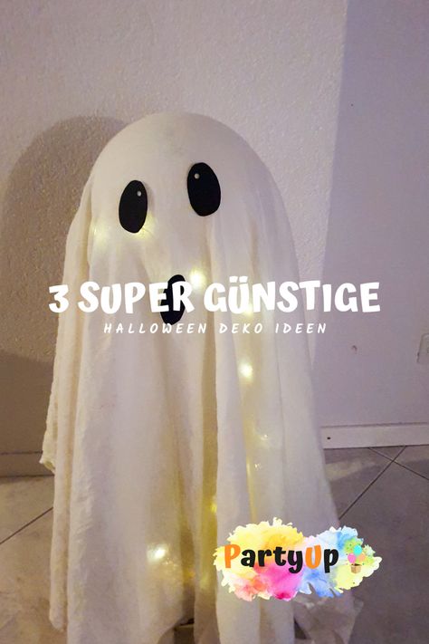 Suchst du nach einfachen und kostengünstigen Halloween-Deko-Ideen? 🎃👻 Ich habe die perfekten DIY-Tipps für dich! 1️⃣ Geistergesichter 🕯️ 2️⃣ Gruselige Handseife 🕷️ 3️⃣ Günstige & einfache Geist Dekoration 👻 Klicke auf den Pin, um zur vollständigen Anleitung auf meinem Instagram-Kanal zu gelangen. Perfekt für die Halloween-Party oder zum Dekorieren deines Zuhauses! #DIYHalloween #SchnelleDeko #GünstigeHalloweenDeko #GruseligeIdeen #PartyDeko Halloween Party Deko, Diy Halloween Dekoration, Halloween Geist, October 7, Halloween Diy, Halloween Party, Halloween, On Instagram, Halloween Crafts