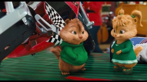 The Chipettes, Squirrel Girl, Alvin And The Chipmunks, Girl Movies, Kid Movies, Couple Halloween, Couple Halloween Costumes, Couples Costumes, Chipmunks