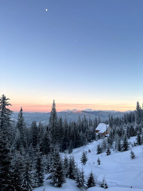 Carpathian Mountains Romania, Ukraine Video, Carpathian Mountains Ukraine, Mountains Aesthetic, Carpathian Mountains, Winter Aesthetic, Nature Aesthetic, Eastern Europe, Scenery Wallpaper