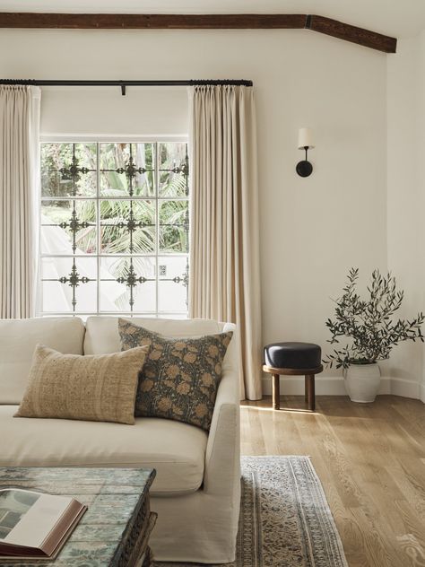 Spanish Revival — Backup Design Spanish Revival Living Room, White Slipcovered Sofa, Spanish Living Room, Ottoman Wood, Sofa Vintage, Lawson Fenning, Linen Drapery, Spanish Revival, Wood Beams