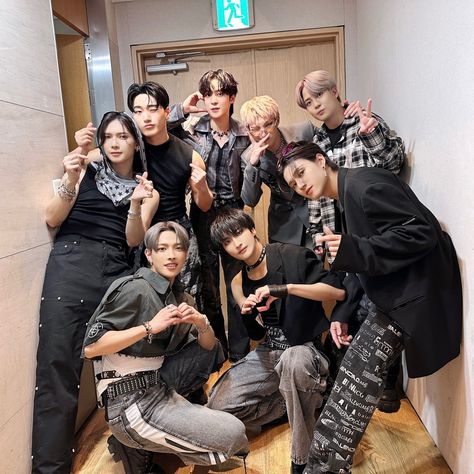 ateez <3 Ateez Square Photo, Super Junior Group Photo, Game Of Thrones Outfits, Man On Fire, Pirate Kids, Ahoy Matey, I Need Friends, Song Min-gi, Photo Grouping