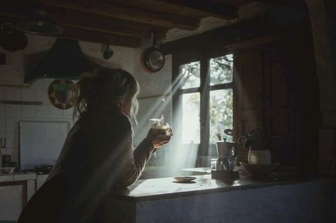 Photo An Open Window, Hermann Hesse, Bohemian House, Caroline Forbes, Stardew Valley, Open Window, Morning Light, 인물 사진, The Window