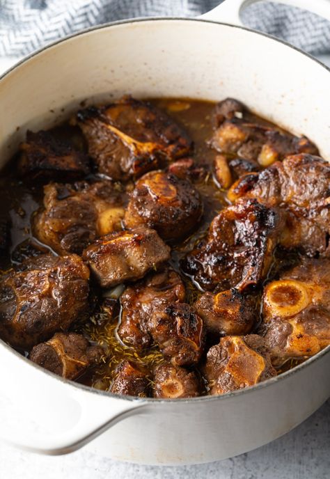 Ox Tails Soul Food, Easy Oxtail Recipes Stovetop, Oxtails Crockpot, Oxtail Recipes Jamaican Stove Top, Oxtail Crockpot, Oxtail Recipes Easy, Jamaican Oxtail Stew, Cooking Oxtails, Recipes Jamaican