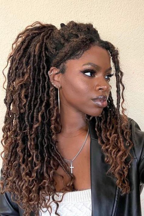 Natural Hair Model, Chunky Locs, Brown Faux Locs, Boho Locks, Locs For Women, Dread Ideas, Long Hairstyle Ideas, Curly Dreadlocks, Goddess Locs Crochet