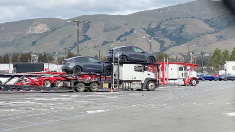 Photos and videos of several car carrier trailers carrying Tesla Model Y electric SUVs have surfaced online from the Tesla Fremont car factory staging area. The post Tesla has started shipping Model Y SUVs to delivery centers from Fremont appeared first on X Auto. Tesla Custom, Tesla Car Models, Car Factory, Car Delivery, Tesla Roadster, Car Carrier, Tesla Car, Tesla Model Y, Tesla Model X