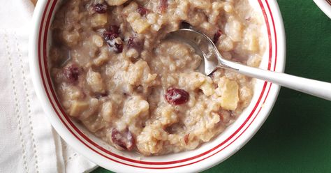 Apple-Cranberry Breakfast Risotto  #recipes #foodie #spiralizer Breakfast Risotto, 3 Ingredient Biscuit Recipe, Cranberry Breakfast, Slow Cooker Apple Crisp, Fall Sweets, Apple Pork Tenderloin, Easy Brunch Recipes, Risotto Recipe, Duluth Minnesota