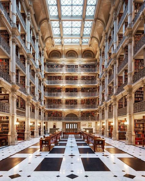 George Peabody Library, Big Library, Trinity College Library, Peabody Library, World Library, Beautiful Library, Library Architecture, Iron Balcony, Library Aesthetic