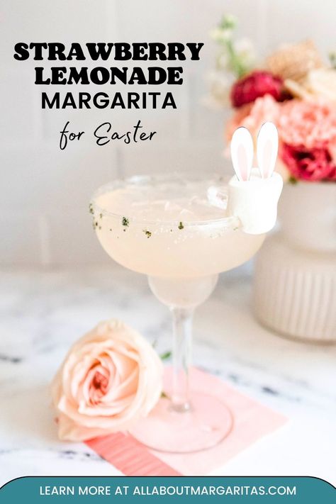 With the cute bunny garnish, this easy Strawberry Lemonade Margarita is delicious and perfect for Easter entertaining. The fresh flavors make it a great tequila cocktail to serve for spring and summer parties. Margarita Large Batch, Strawberry Lemonade Margarita, Lemonade Margarita Recipe, Lemonade Margarita, Easter Strawberry, Spicy Margarita Recipe, Easy Strawberry Lemonade, Fruit Margarita, Easter Drink