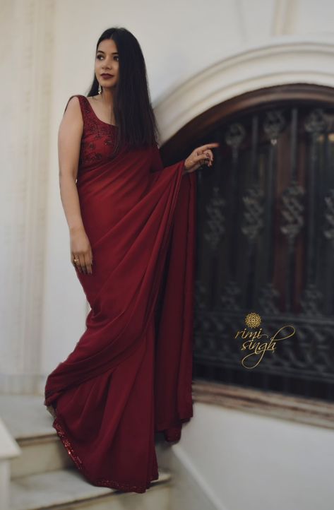 Blouse Designs Wedding, Saree Sabyasachi, Saree South Indian, Net Saree Blouse Designs, Lengha Dress, Red Sarees, Saree Pose, Dresses Pictures, Saree Red