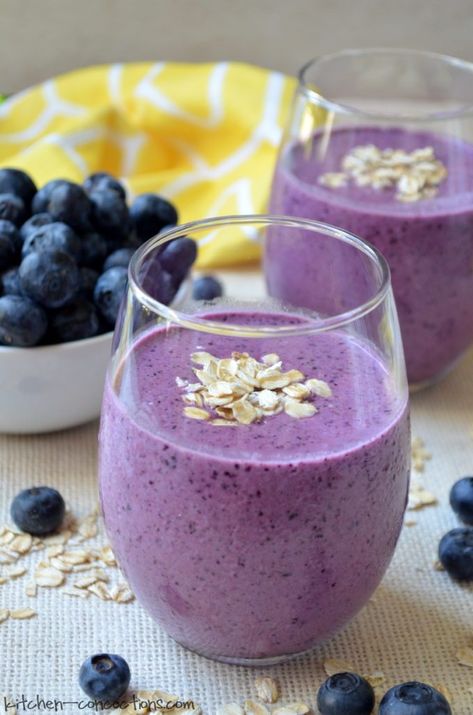 Blueberry Muffin Smoothie - Kitchen Concoctions Week Day Breakfast, Blueberry Muffin Smoothie, Healthy Blueberry Muffins, Kitchen Hack, Protein Smoothie Recipes, Healthy Shakes, Blueberries Smoothie, Blueberry Muffin, Protein Smoothie