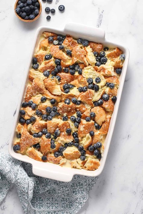 Bread Pudding With Croissants, Blueberry Croissant Bake, Lemon Bread Pudding, Berry Bread Pudding, Homemade Lemon Bars, Blueberry Bread Pudding, Microwave Lemon Curd, Spring Dessert, Lemon Blueberry Bread