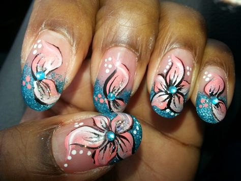 Summer Coral Nails, Coral Gel Nails, Neon Coral Nails, Summer Nails Cute, Coral Nails With Design, Coral Nail, Toenail Art Designs, Cute Nail Ideas, Easy Nail Designs Summer