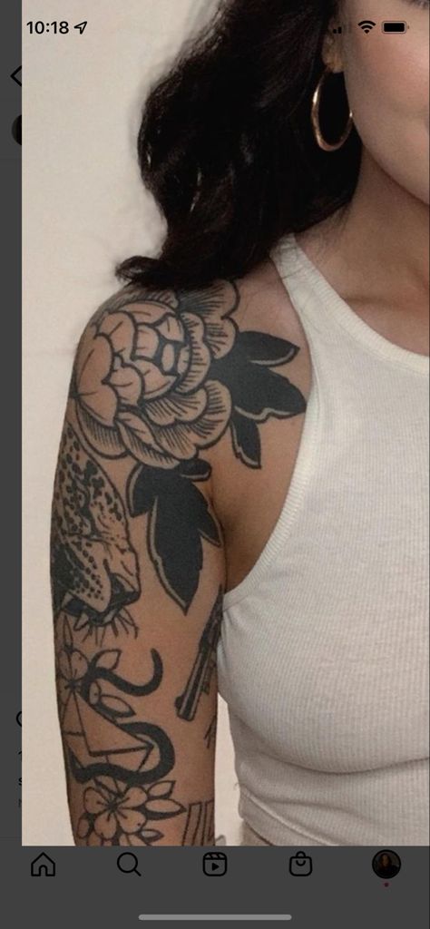 American Traditional Flower Shoulder, Large Tattoos For Women Arm, Peony Shoulder Tattoo Traditional, Traditional Tattoo Arm Sleeve Women, Trad Shoulder Tattoos For Women, Traditional Tattoo Coverup, American Traditional Side Tattoo, Blackwork Hip Tattoo, Shoulder Tattoo Peony