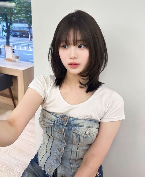 Japanese Haircut, Japanese Short Hair, Pretty Hair Cuts, Korean Short Hair, Hair Inspiration Long, Hairstyles For Layered Hair, Haircut Inspo, Hair Inspiration Short, Japanese Hairstyle