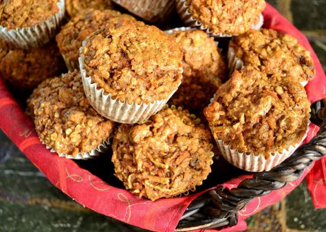 Bran Flax Muffins Recipe from Bob's Red Mill. I think it's the Oat bran that makes this super dense... But it was still good. I think I prefer the morning glory muffins.*DD Flax Seed Muffins, Flax Muffins, Flax Meal, Oat Bran, Muffins Recipes, Coconut Palm Sugar, Flax Seed Recipes, Filled Muffins, Bran Muffins