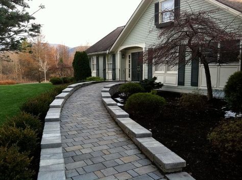 This Natural Bermed Ramp uses the Landscape Architecture. Stone or Interlocking Sections provide a Beautiful Ramp. Porch With Ramp, Wheelchair Ramp Design, Outdoor Ramp, Accessible House, Ramp Design, Front Walkway, Landscaping Retaining Walls, Wheelchair Ramp, Concrete Pavers