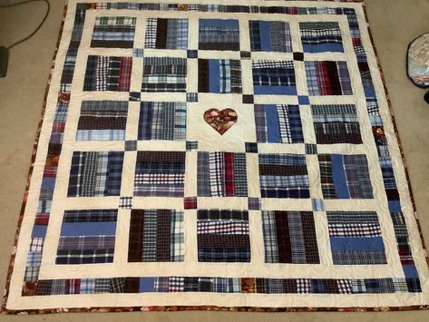 Memory Quilts From Clothes Men, Memory Quilts From Clothes, Heather Ideas, Plaid Quilts, Memory Gifts, Recycled Shirts, Memory Quilts, Quilt Modern, Flannel Quilts