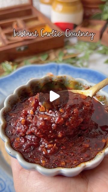 Foodklick on Instagram: "✨ Instant Garlic Chutney ✨

One of the quickest fix if you have the garlic peeled ready. I always clean up a stock of garlic for the week and refrigerate. So when needed this chutney is so simple and most preferred at my home.

Ingredients:
powder)
▢ 10 medium garlic cloves (refer notes)
▢ 2 teaspoon chilly Powder
▢ ½ teaspoon cumin seeds (or cumin powder)
▢ ⅓ teaspoon salt (adjust to taste)
▢ 4 tablespoon oil
.
.
.
#instant #garlic #spicy #chutney #paratha #soulfood #thali #reels #reelitfeelit #foodreels #reelsexplore #indianfood #tasty #desikhana #rajasthani #food #foodbloggers #tasteofindia #foodreelsinindia 
#vegan #chillioil #dip #lunchideas #desifood #trending #reelvideo #tasty" Garlic Chutney Recipe, Spicy Chutney, Rajasthani Food, Garlic Chutney, Cumin Seeds, Desi Food, Chutney Recipes, Chilli Powder, Soul Food