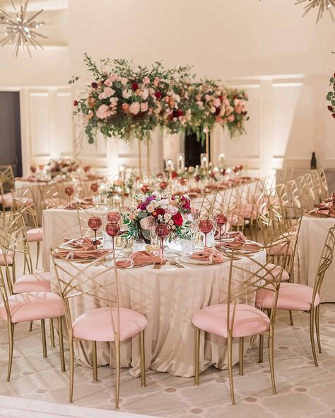 Pink And Burgundy Wedding, Burgundy And Blush Wedding, Hotel Bel Air, Decoration Evenementielle, Dream Wedding Decorations, Chair Collection, Wedding Party Photos, Wholesale Flowers, Burgundy Wedding