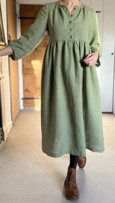 Everyday Dresses Casual Fall, Boho Plaid Outfit, Pinafore Maxi Dress, Shoes To Wear With Dresses Winter, Homesteader Outfit, Homestead Aesthetic Outfit, Little Women Inspired Outfit, Folksy Outfit, Outlander Inspired Outfits