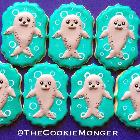 Sea Lion Birthday Party, Seal Cookies Decorated, Ocean Animal Cookies, Sea Animals Cookies, Sea Life Cookies Decorated, Sea Theme Cookies, Under The Sea Royal Icing Cookies, Lion Cookies, Dolphin Cakes