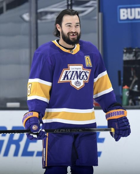 Reverse Retro Jersey’s | LA Kings | Drew Doughty La Kings Jersey, Drew Doughty, Gordon Hayward, Best Uniforms, Great Comebacks, Retro Jersey, Nfl History, Los Angeles Kings, Philadelphia Flyers