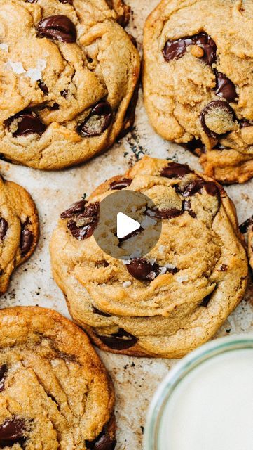 Gluten Free Protein Cookies, Cookies For Valentines Day, Cookies For Valentines, Vegan Oatmeal Chocolate Chip Cookies, Crowned Eagle, Cookie Recipe Video, Brown Butter Chocolate Chip, Cookies Video, Brown Butter Chocolate Chip Cookies