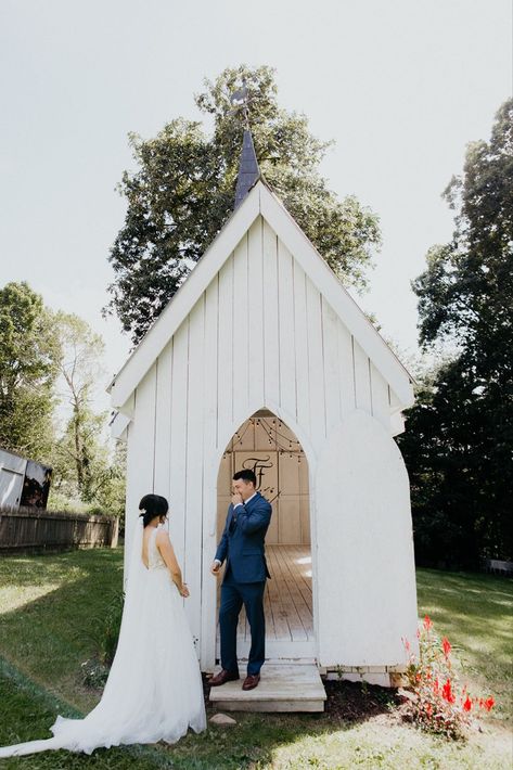 Wedding Chapel Ideas, Chapel Ideas, Wedding Backdrops, Wedding First Look, Wedding Chapel, Tuxedo For Men, Fashion Wedding, Chapel Wedding, Wedding Fashion