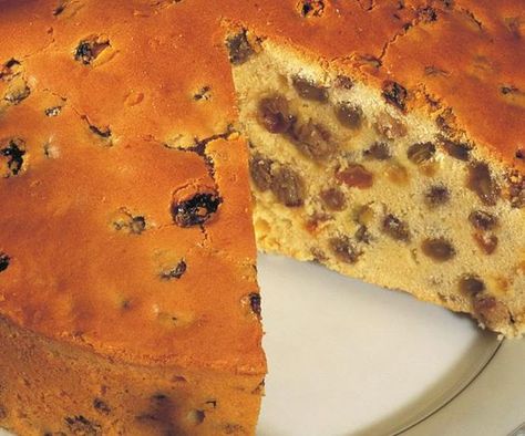 Sultana Cake, Boiled Fruit Cake, Cake Recipes Uk, Lemon Curd Cake, Aussie Food, Fruit Cake Christmas, Australian Food, Delicious Gluten Free Recipes, Mary Berry