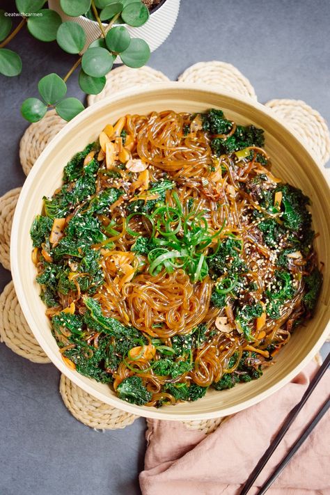 Sesame Sweet Potato Glass Noodles Sweet Potato Glass Noodles Recipe, Chicken Bulgogi Recipe, Sweet Potato Glass Noodles, Potato Glass Noodles, Sweet Potato Noodles Recipe, Glass Noodles Recipe, Sesame Noodles Recipe, Gochujang Chicken, Korean Noodles