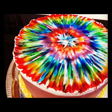 Tie Dye Cake, Tye Die Shirts, Shirt Cake, 13th Birthday Party, Cake Design Ideas, 13th Birthday Parties, Rainbow Aesthetic, Colorful Cakes, Air Brush