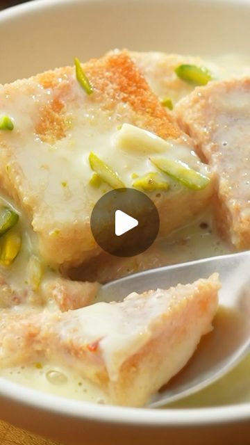 Bread Custard Recipe, Easy Indian Dessert Recipes Simple, Bread Custard Pudding, Bread Sweet Recipes Indian, Bread Sweet Recipes, Easy Sweets Recipes Indian, Bread Recipes Indian, Bread Custard, Banglar Rannaghor