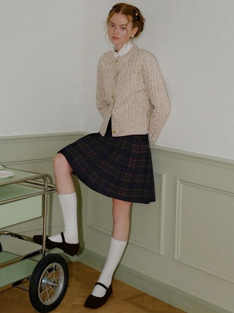 Designer fashion, Seoul-fully created | W Concept Casual School Fall Outfits, School Outfits Colorful, How To Style Plaid Skirt Outfit, Short Plaid Skirt Outfit, Check Skirt Outfit, Plaid Pleated Skirt Outfit, Vintage School Uniform, Gathered Skirt Pattern, Sewing Patterns Plus Size