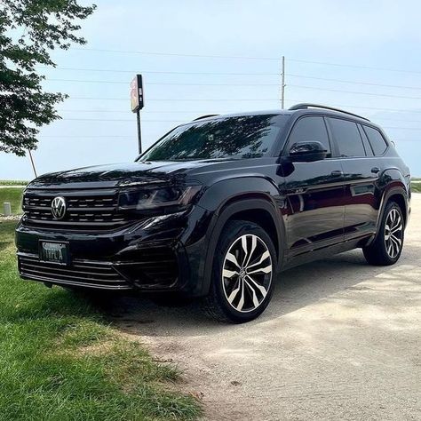 Volkswagen Atlas 2022, Volkswagen Atlas 2024, Volkswagon Suv, Vw Suv, Volkswagen Suv, Action Movies To Watch, Daily Luxury, Vw Atlas, Volkswagen Atlas