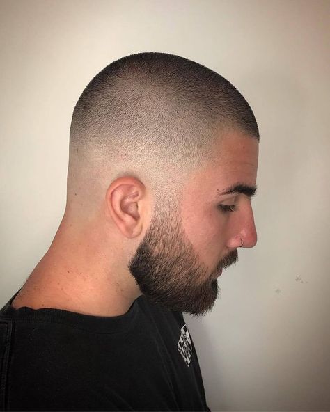 Mens Wavy Haircuts, Very Short Hair Men, Trendy Mens Hairstyles, Mens Medium Length Hairstyles, Beard Haircut, Mens Hairstyles Medium, Mens Hairstyles Thick Hair, Beard Hairstyle, Mens Haircuts Fade