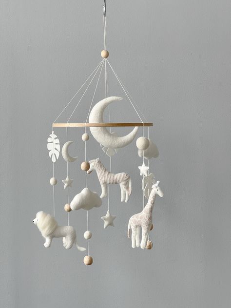 Neutral Animal Nursery, Neutral Safari Nursery, Safari Mobile, Animals Africa, Safari Baby Mobile, Mobile Safari, Baby Boy Mobile, Cloud Mobile, Giraffe Nursery